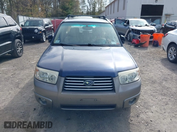 2006 Subaru Forester 2.5 X L.L. Bean Edition with VIN JF1SG67656H705653, listed as a IAAI auction lot 42107473 with 119,031 mi miles. Bid and sale history available at carsss.com. Image 6.