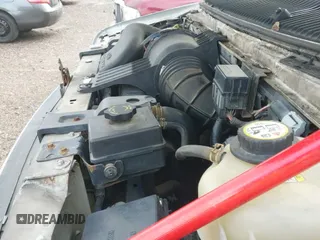 2006 Ford Econoline Cargo с VIN 1FTNE24W06HA95137, выставлен на аукционе IAAI как лот 43041470 с пробегом 217 285 миль миль и . История ставок и продаж доступна на DreamBid. Изображение 12.