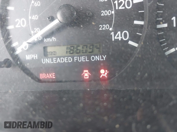 1999 Toyota Camry LE z VIN 4T1BG22K0XU862535, wystawiony jako IAAI lot #42116856 z przebiegiem 186 094 mil mil oraz . Historia ofert i sprzedaży dostępna na DreamBid. Obrazek 16.