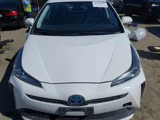 2020 Toyota Prius L Eco with VIN JTDKARFU3L3124142, listed as a IAAI auction lot 41726512 with 275,963 mi miles. Bid and sale history available at carsss.com. Image 13.