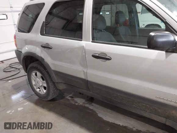 2002 Ford Escape XLT Choice с VIN 1FMYU03192KA45582, выставлен на аукционе IAAI как лот 42219103 с пробегом 245 434 миль миль и . История ставок и продаж доступна на DreamBid. Изображение 6.