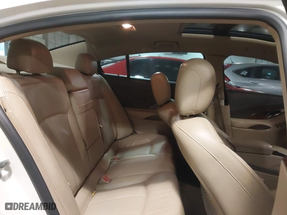2012 Buick LaCrosse Leather with VIN 1G4GC5ER3CF182574, listed as a IAAI auction lot 41579024 with 136,484 mi miles. Bid and sale history available at carsss.com. Image 8.