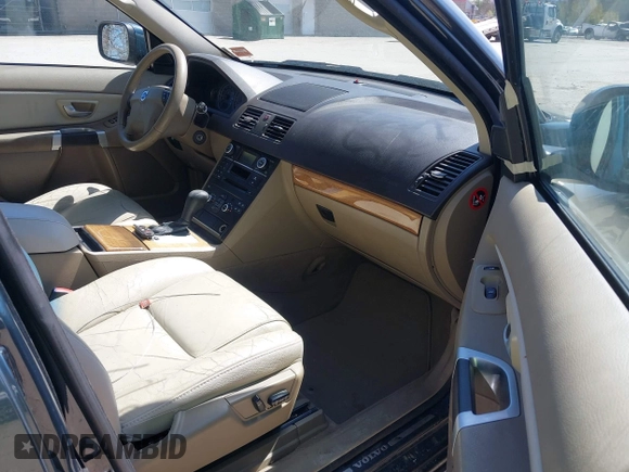 2008 Volvo XC90 I6 with VIN YV4CZ982881472821, listed as a IAAI auction lot 42143437 with 151,748 mi miles. Bid and sale history available at carsss.com. Image 5.