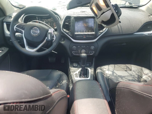 2017 Jeep Cherokee Trailhawk with VIN 1C4PJMBS2HW524373, listed as a Copart auction lot 62162765 with 67,429 mi miles and Salvage title. Bid and sale history available at DreamBid. Image 8.