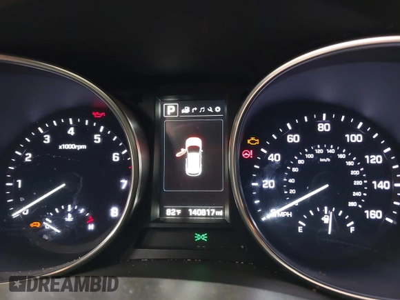 2017 Hyundai Santa Fe Ultimate with VIN 5NMZW4LA0HH040141, listed as a IAAI auction lot 42603243 with 140,817 mi miles and . Bid and sale history available at DreamBid. Image 7.