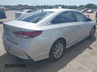 2019 Hyundai Sonata SE with VIN 5NPE24AF6KH746694, listed as a IAAI auction lot 41957791 with 80,851 mi miles and . Bid and sale history available at DreamBid. Image 4.