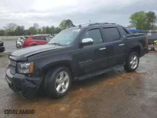 2013 Chevrolet Avalanche LS with VIN 3GNMCEE02DG145645, listed as a Copart auction lot 50888915 with 145,766 mi miles and Salvage Title. Bid and sale history available at carsss.com. Image 1.