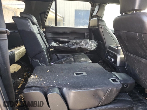 2018 Ford Expedition Max XLT z VIN 1FMJK1JT7JEA30061, wystawiony jako Copart lot #48058575 z przebiegiem 99 189 mil mil oraz Szkoda całkowita • Salvage title. Historia ofert i sprzedaży dostępna na DreamBid. Obrazek 10.