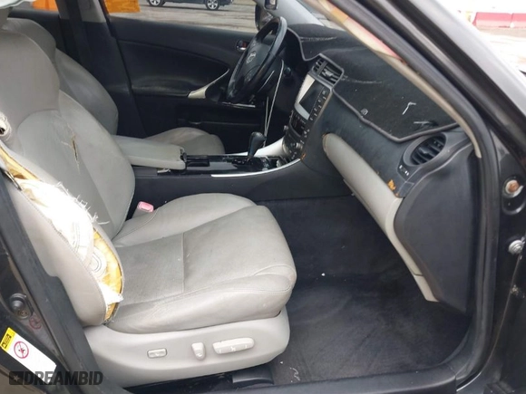 2006 Lexus IS 350 Auto with VIN JTHBE262065005370, listed as a IAAI auction lot 40875520 with 190,226 mi miles. Bid and sale history available at carsss.com. Image 5.