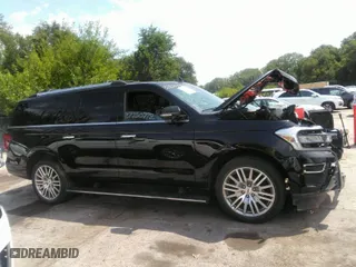 2023 Ford Expedition Max Limited with VIN 1FMJK2A87PEA38736, listed as a IAAI auction lot 37230772 with 7,266 mi miles. Bid and sale history available at carsss.com. Image 13.
