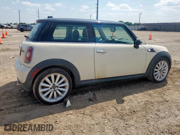 2010 MINI Hardtop with VIN WMWMF3C50ATZ61512, listed as a Copart auction lot 57819095 with 150,848 mi miles and Clean title. Bid and sale history available at DreamBid. Image 3.