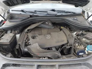 2012 Mercedes-Benz M-Class ML 350 with VIN 4JGDA5HB4CA091821, listed as a IAAI auction lot 41930636 with 152,134 mi miles. Bid and sale history available at carsss.com. Image 10.