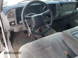 1998 Chevrolet Silverado 1500 with VIN 2GCEC19M8W1262449, listed as a Copart auction lot 67150574 with 167,907 mi miles and Salvage Title. Bid and sale history available at DreamBid. Image 8.