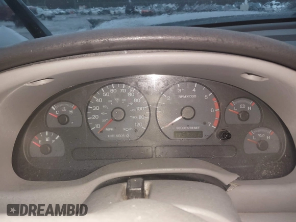 2004 Ford Mustang Standard z VIN 1FAFP40414F105171, wystawiony jako IAAI lot #41754232 z przebiegiem Nie podano mil oraz . Historia ofert i sprzedaży dostępna na DreamBid. Obrazek 7.