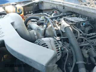 2005 Chevrolet Tahoe LS с VIN 1GNEK13T85J120343, выставлен на аукционе IAAI как лот 42059003 с пробегом 244 834 миль миль и . История ставок и продаж доступна на DreamBid. Изображение 12.