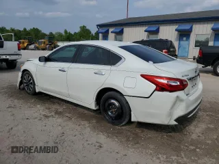 2016 Nissan Altima SV with VIN 1N4AL3AP0GC267131, listed as a Copart auction lot 53040465 with 122,308 mi miles and Salvage Title. Bid and sale history available at carsss.com. Image 2.