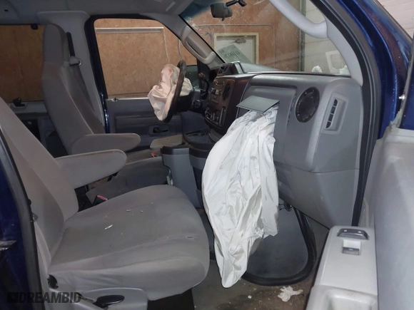 2012 Ford Econoline Wagon XL with VIN 1FBSS3BL8CDA76742, listed as a IAAI auction lot 41168179 with 250,991 mi miles. Bid and sale history available at carsss.com. Image 5.