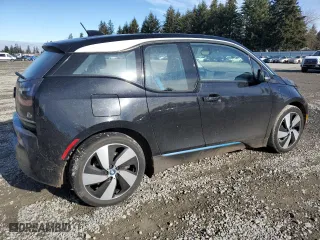 2018 BMW i3 with VIN WBY7Z4C51JVD96190, listed as a Copart auction lot 43567865 with 21,939 mi miles and Salvage Title. Bid and sale history available at carsss.com. Image 3.