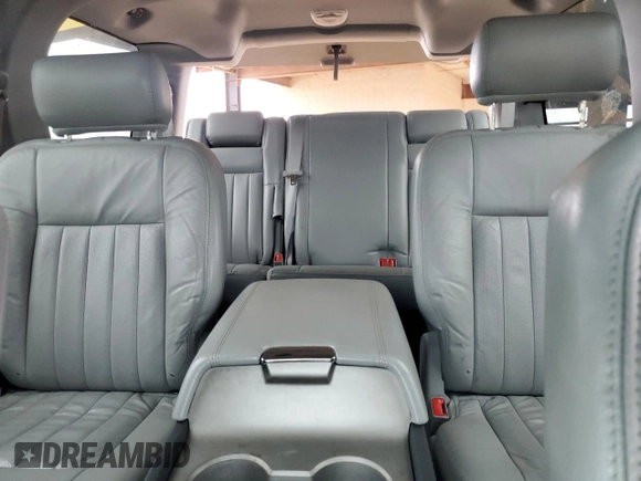 2006 Lincoln Navigator Luxury with VIN 5LMFU27516LJ14665, listed as a Copart auction lot 81501094 with 177,122 mi miles and Salvage Title. Bid and sale history available at carsss.com. Image 10.