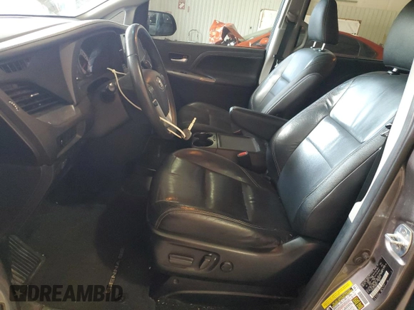 2017 Toyota Sienna SE with VIN 5TDXZ3DC4HS898217, listed as a Copart auction lot 81272463 with 143,748 mi miles and Salvage Title. Bid and sale history available at carsss.com. Image 7.