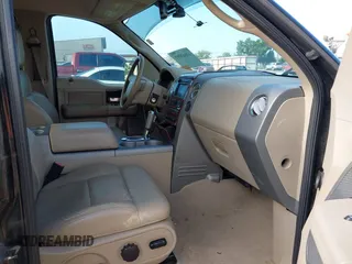 2007 Ford F-150 XLT z VIN 1FTPW12V77KA45172, wystawiony jako IAAI lot #42603092 z przebiegiem 101 887 mil mil oraz . Historia ofert i sprzedaży dostępna na DreamBid. Obrazek 5.