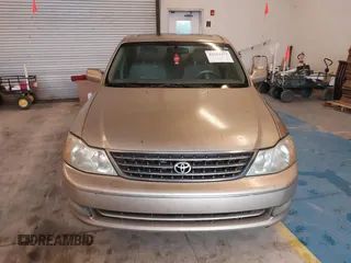 2004 Toyota Avalon XL z VIN 4T1BF28B34U366361, wystawiony jako IAAI lot #42219572 z przebiegiem 231 782 mil mil oraz . Historia ofert i sprzedaży dostępna na DreamBid. Obrazek 6.