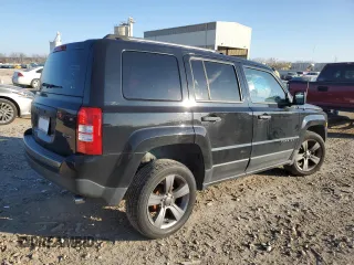 2017 Jeep Patriot Sport SE with VIN 1C4NJPBA5HD131818, listed as a Copart auction lot 86008414 with 87,291 mi miles and Salvage Title. Bid and sale history available at carsss.com. Image 3.