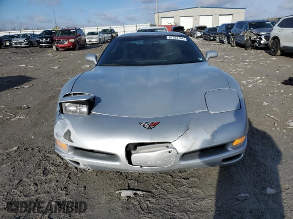 2001 Chevrolet Corvette with VIN 1G1YY22G115108285, listed as a Copart auction lot 87363154 with 57,189 mi miles and Salvage Title. Bid and sale history available at carsss.com. Image 5.