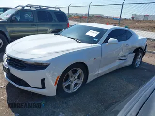 2019 Chevrolet Camaro 1LT z VIN 1G1FB1RX0K0149384, wystawiony jako IAAI lot #42106283 z przebiegiem 61 738 mil mil oraz . Historia ofert i sprzedaży dostępna na DreamBid. Obrazek 17.