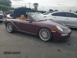 2006 Porsche 911 Carrera S z VIN WP0CB29956S769773, wystawiony jako Copart lot #54702225 z przebiegiem Nie podano mil oraz Szkoda całkowita • Salvage title. Historia ofert i sprzedaży dostępna na DreamBid. Obrazek 4.