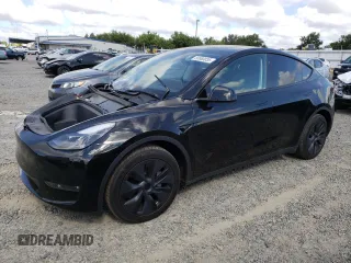 2024 Tesla Model Y Long Range с VIN 7SAYGAEE6RF127846, выставлен на аукционе Copart как лот 56968035 с пробегом 23 328 миль миль и Списание • Salvage title. История ставок и продаж доступна на DreamBid. Изображение 1.