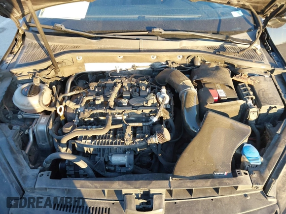 2015 Volkswagen GTI SE with VIN 3VW4T7AUXFM033450, listed as a IAAI auction lot 41286672 with 158,199 mi miles and . Bid and sale history available at DreamBid. Image 10.