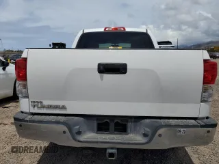 2010 Toyota Tundra z VIN 5TFEY5F17AX080059, wystawiony jako Copart lot #53018245 z przebiegiem 101 432 mil mil oraz Szkoda całkowita • Salvage title. Historia ofert i sprzedaży dostępna na DreamBid. Obrazek 6.
