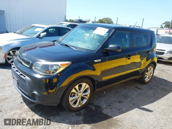 2015 Kia Soul + with VIN KNDJP3A51F7175417, listed as a IAAI auction lot 41996688 with 179,192 mi miles. Bid and sale history available at carsss.com. Image 17.