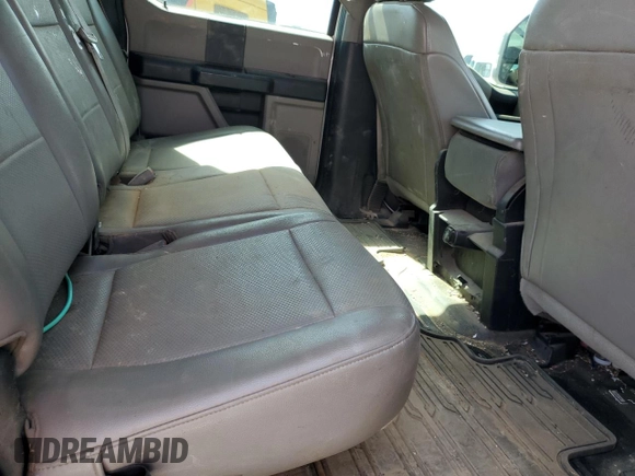2019 Ford F-350 XL with VIN 1FD8W3DT4KEG49566, listed as a Copart auction lot 52201725 with 207,260 mi miles and Clean Title. Bid and sale history available at DreamBid. Image 10.