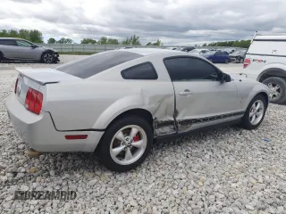 2007 Ford Mustang Deluxe z VIN 1ZVFT80N275364703, wystawiony jako Copart lot #56668525 z przebiegiem 183 132 mil mil oraz Czysty tytuł • Clean title. Historia ofert i sprzedaży dostępna na DreamBid. Obrazek 3.