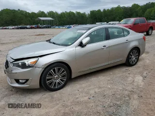 2014 Kia Cadenza Premium z VIN KNALN4D7XE5123003, wystawiony jako Copart lot #56565475 z przebiegiem 104 949 mil mil oraz Tytuł czysty. Historia ofert i sprzedaży dostępna na DreamBid. Obrazek 1.