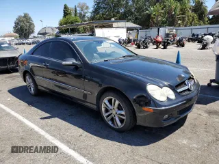 2009 Mercedes-Benz CLK 350 with VIN WDBTJ56H39F268702, listed as a Copart auction lot 68367854 with 144,115 mi miles and Salvage Title. Bid and sale history available at carsss.com. Image 4.