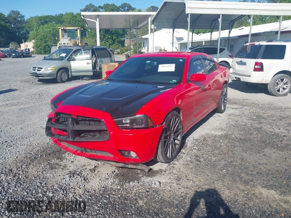 2013 Dodge Charger SXT with VIN 2C3CDXHGXDH742942, listed as a IAAI auction lot 42025564 with 292,681 mi miles. Bid and sale history available at carsss.com. Image 2.