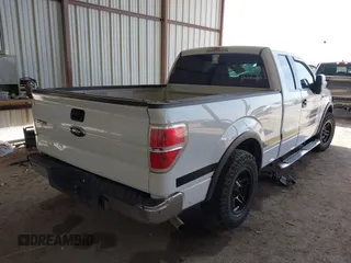 2009 Ford F-150 STX with VIN 1FTRX12W89FA17729, listed as a IAAI auction lot 41899863 with 327,018 mi miles. Bid and sale history available at carsss.com. Image 4.