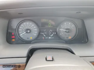 2009 Mercury Grand Marquis LS with VIN 2MEHM75V99X612456, listed as a Copart auction lot 71787204 with 250,888 mi miles and Salvage Title. Bid and sale history available at carsss.com. Image 9.
