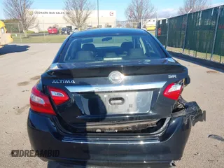 2016 Nissan Altima SR with VIN 1N4AL3AP7GC212210, listed as a IAAI auction lot 41923139 with 26,433 mi miles and . Bid and sale history available at carsss.com. Image 16.