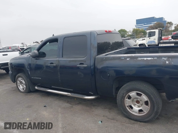 2008 Chevrolet Silverado 1500 1LT with VIN 2GCEC13J581248249, listed as a IAAI auction lot 41092764 with Not Provided miles and . Bid and sale history available at DreamBid. Image 14.