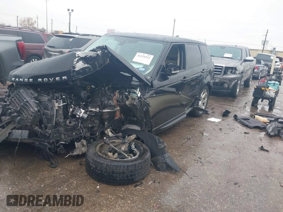 2020 Land Rover Range Rover Sport HSE with VIN SALWR2SU3LA746722, listed as a IAAI auction lot 41329212 with Not provided miles and . Bid and sale history available at DreamBid. Image 18.