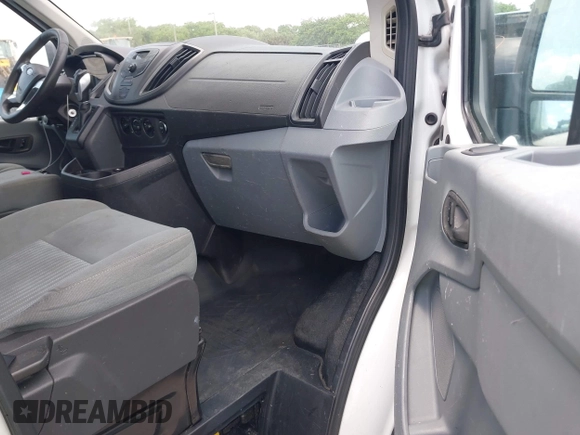 2015 Ford Transit Cargo with VIN 1FTNR1ZM4FKA33913, listed as a IAAI auction lot 42368442 with 91,608 mi miles and . Bid and sale history available at DreamBid. Image 5.