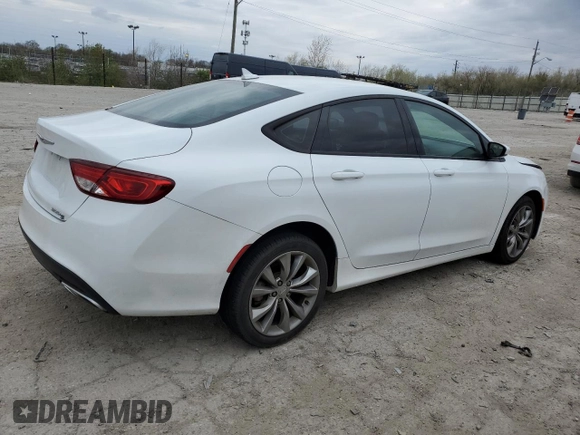 2016 Chrysler 200 S z VIN 1C3CCCBG4GN111295, wystawiony jako Copart lot #53568965 z przebiegiem 81 101 mil mil oraz Szkoda całkowita • Salvage title. Historia ofert i sprzedaży dostępna na DreamBid. Obrazek 3.