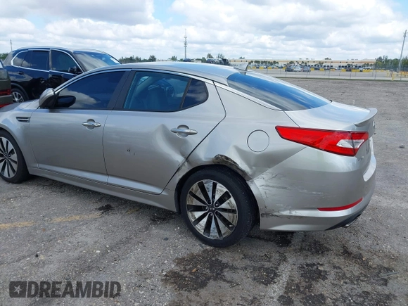 2012 Kia Optima SX with VIN 5XXGR4A67CG066935, listed as a IAAI auction lot 41989589 with 80,420 mi miles and . Bid and sale history available at carsss.com. Image 6.