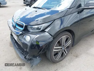 2017 BMW i3 z VIN WBY1Z8C5XHV889564, wystawiony jako IAAI lot #42239516 z przebiegiem 54 400 mil mil oraz . Historia ofert i sprzedaży dostępna na DreamBid. Obrazek 22.
