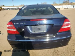 2005 Mercedes-Benz CLK 320 z VIN WDBTJ65J25F129259, wystawiony jako Copart lot #83461304 z przebiegiem Nie podano mil oraz Szkoda całkowita • Salvage title. Historia ofert i sprzedaży dostępna na DreamBid. Obrazek 6.
