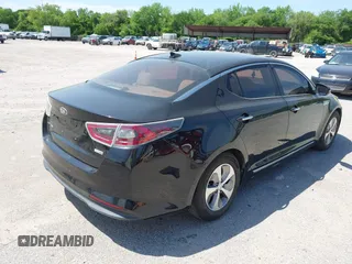 2014 Kia Optima LX with VIN KNAGM4AD0E5065921, listed as a IAAI auction lot 42020972 with 152,994 mi miles and . Bid and sale history available at carsss.com. Image 4.